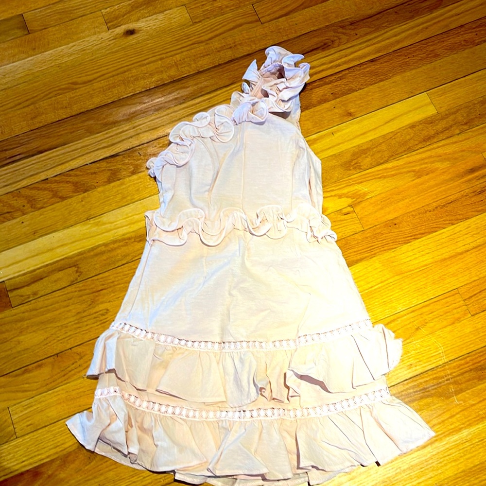 Selfie Leslie baby pink dress